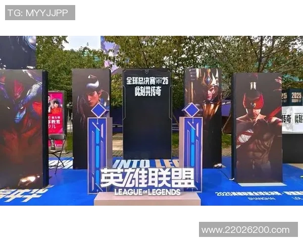 英雄联盟装备选购指南：如何选择适合游戏的显示器提升你的竞技体验