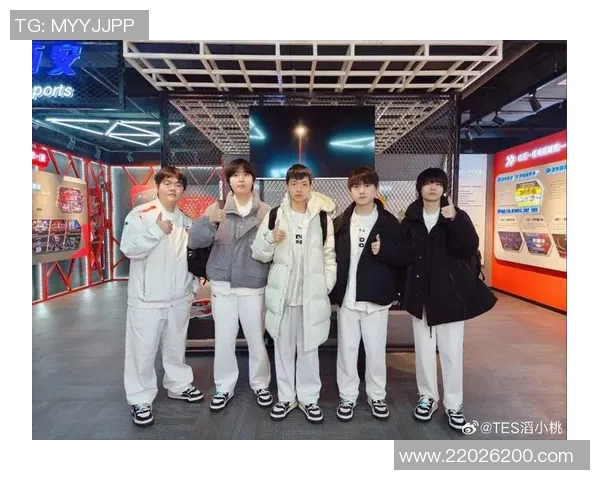 全明星赛特别报道：TES逆袭之旅展现团队精神与不屈斗志